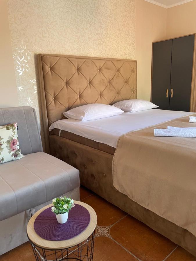 Villa Guci Ulcinj Esterno foto